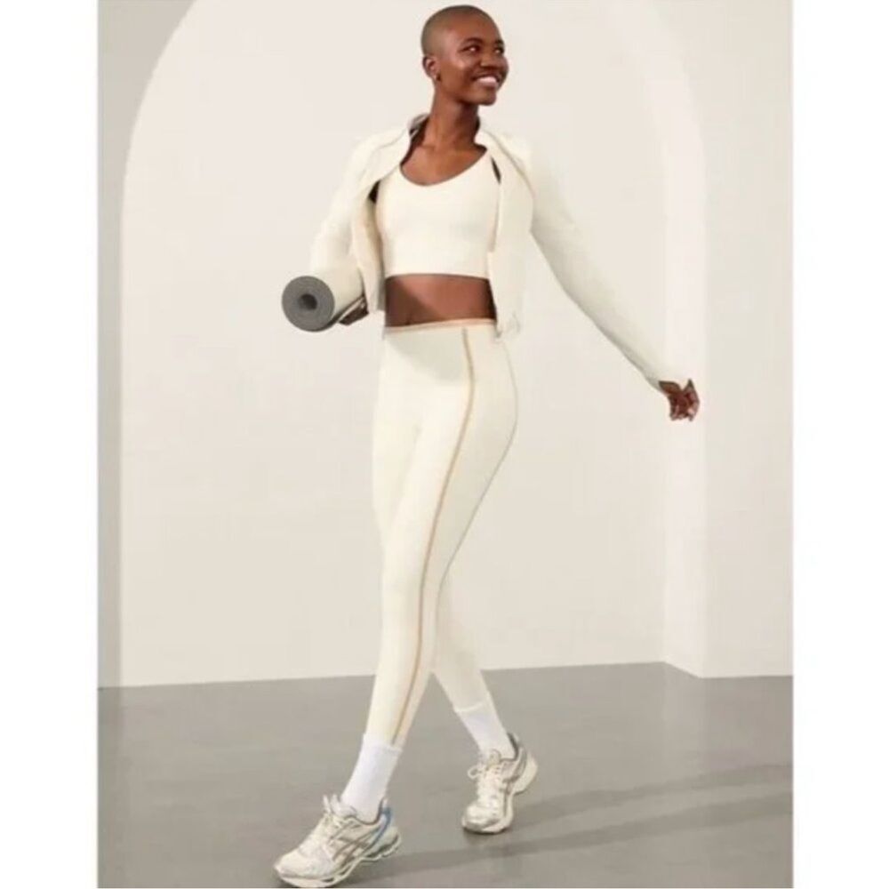 NWT New ATLETA Ultra High Rise Elation Tight Legging Tipped Stripe Bone Tan M